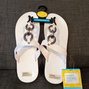Women's Size 7/8 Sandals!
